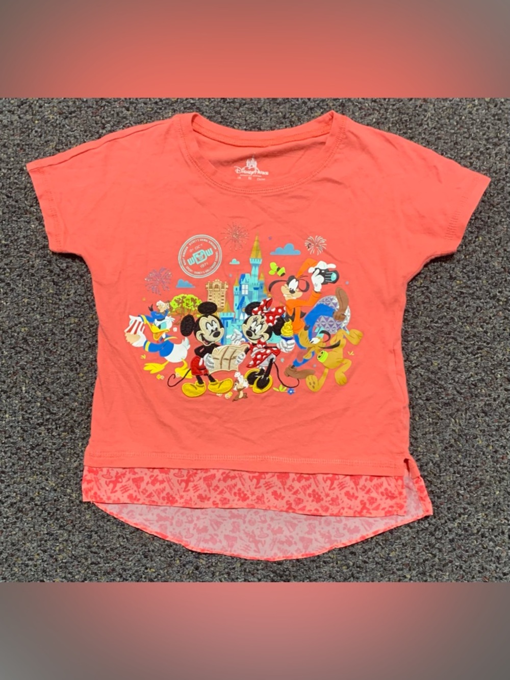Authentic Disney Parks Walt Disney World girls XS (4/5) coral colored shirt